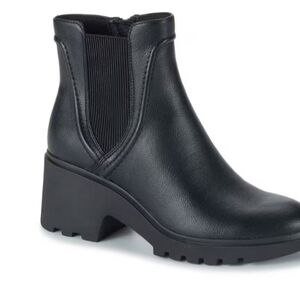 BareTraps Black Ankle Booties with Chunky Heel